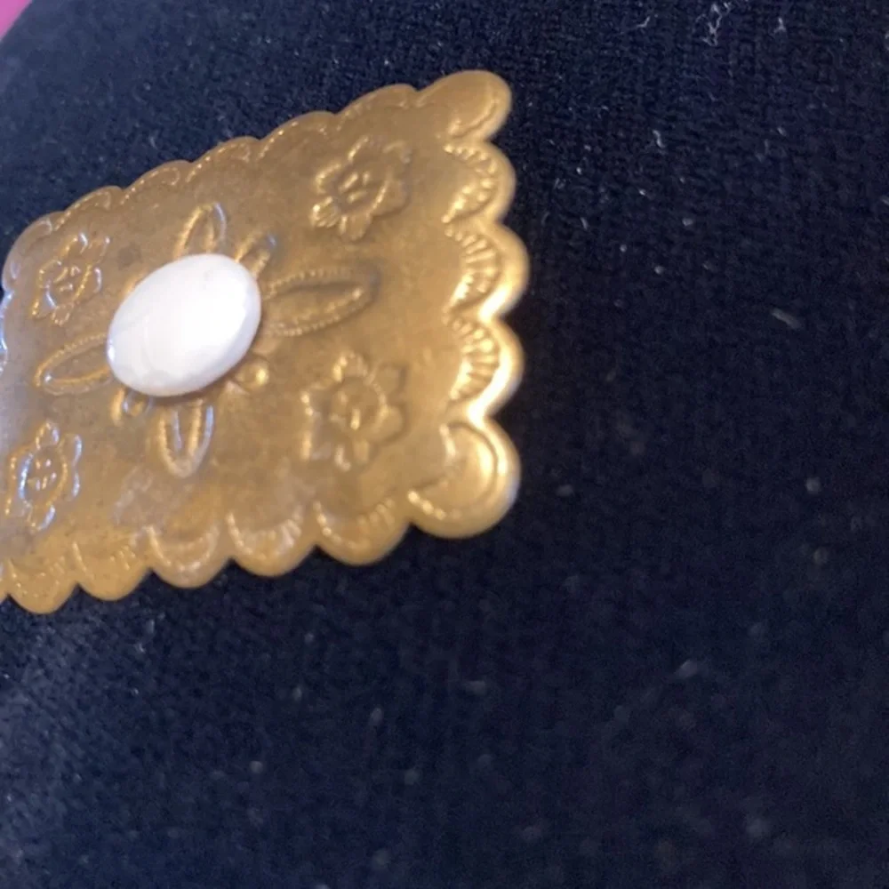 Vintage hammered embossed  floral copper pin